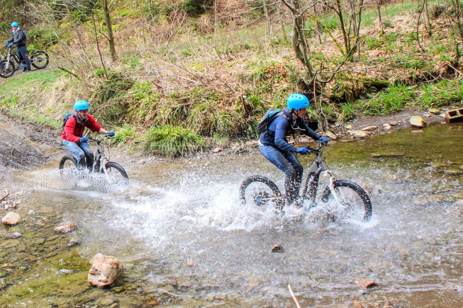 Ritje op een elektrische step in de Ardennen